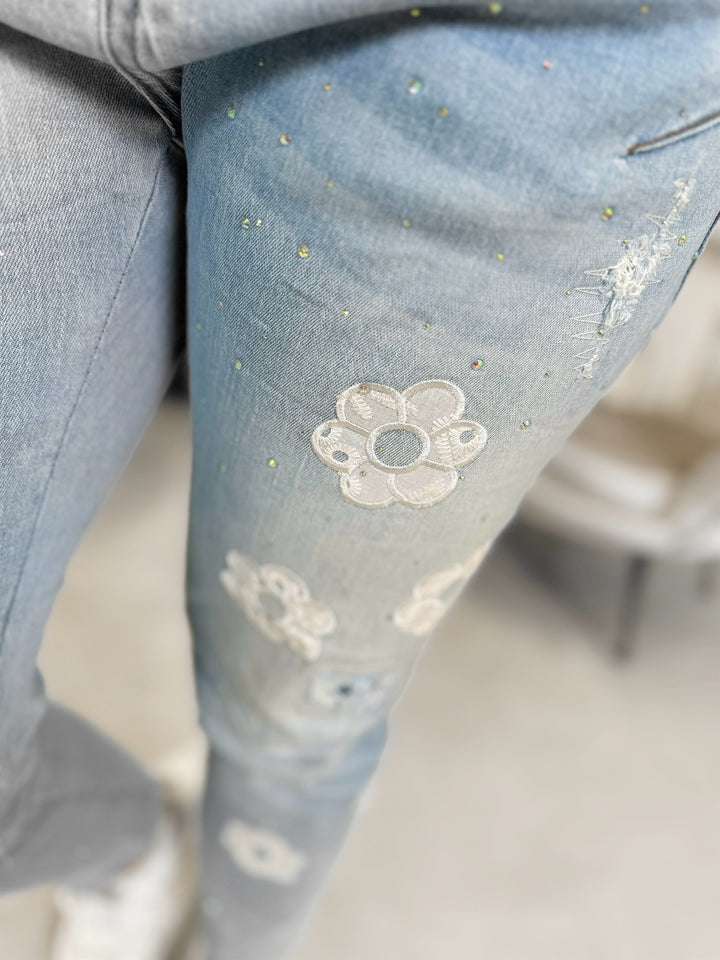 Jeans White Flowers
