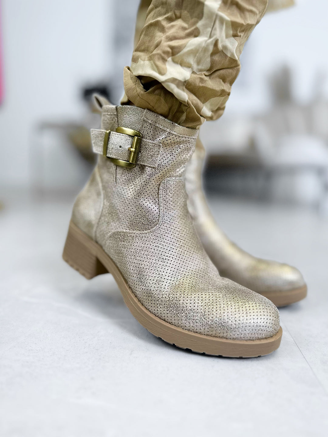 Boots Going (2 Farben)