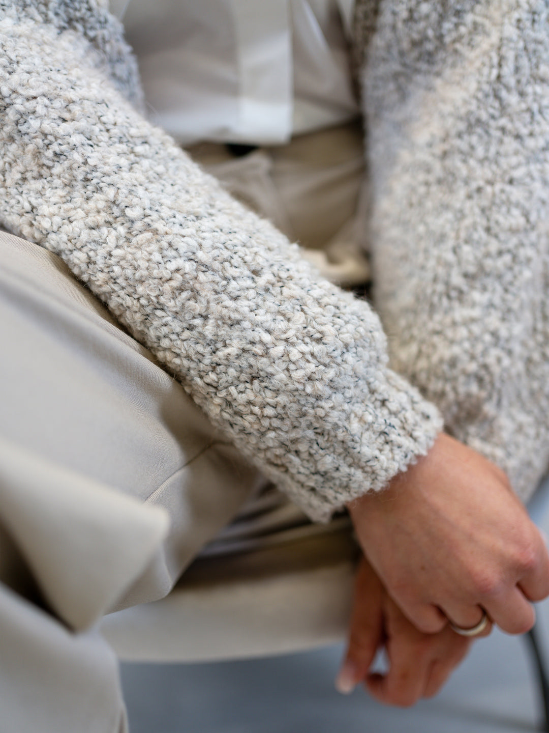 Strickjacke Snuggle Up (4 Farben)