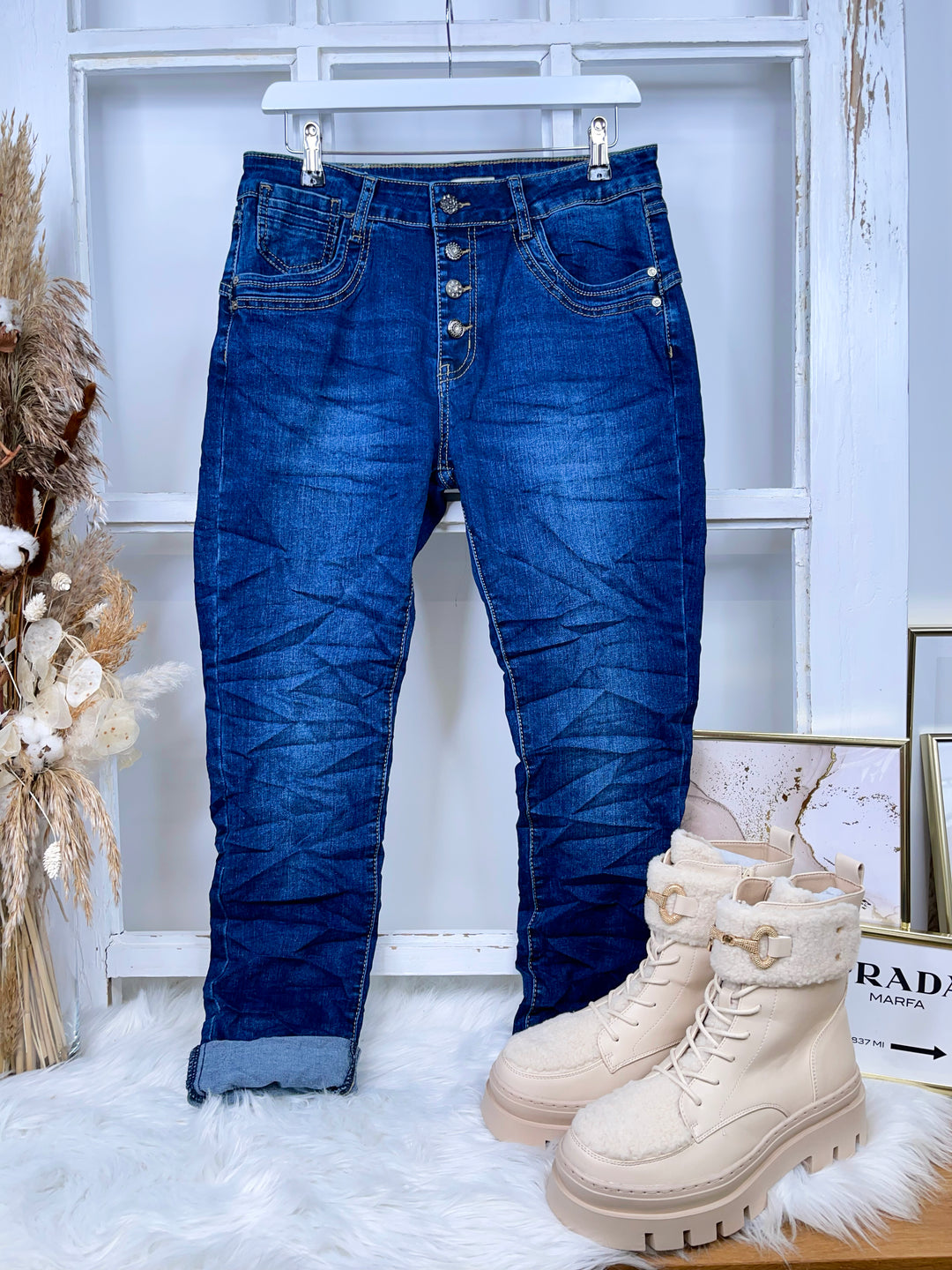 Jeans Knots are Amazing