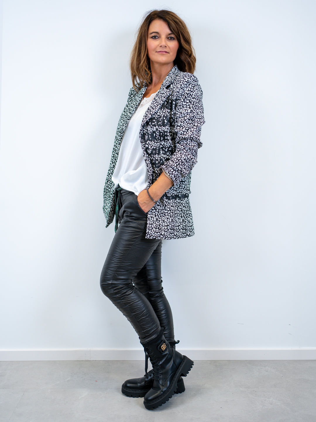 Jogpants Donielle (8 Farben)