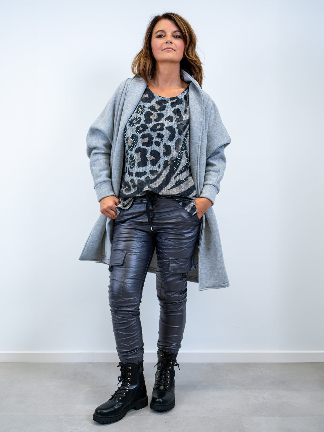 Sweatjacke Cheerful (5 Farben)
