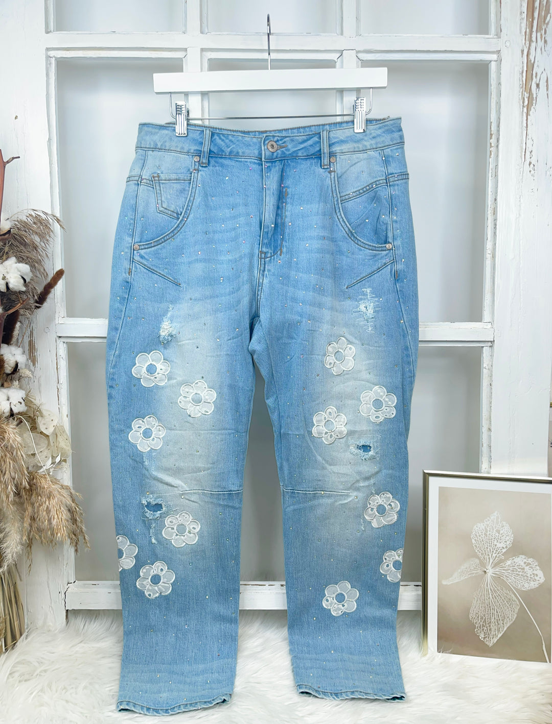 Jeans White Flowers