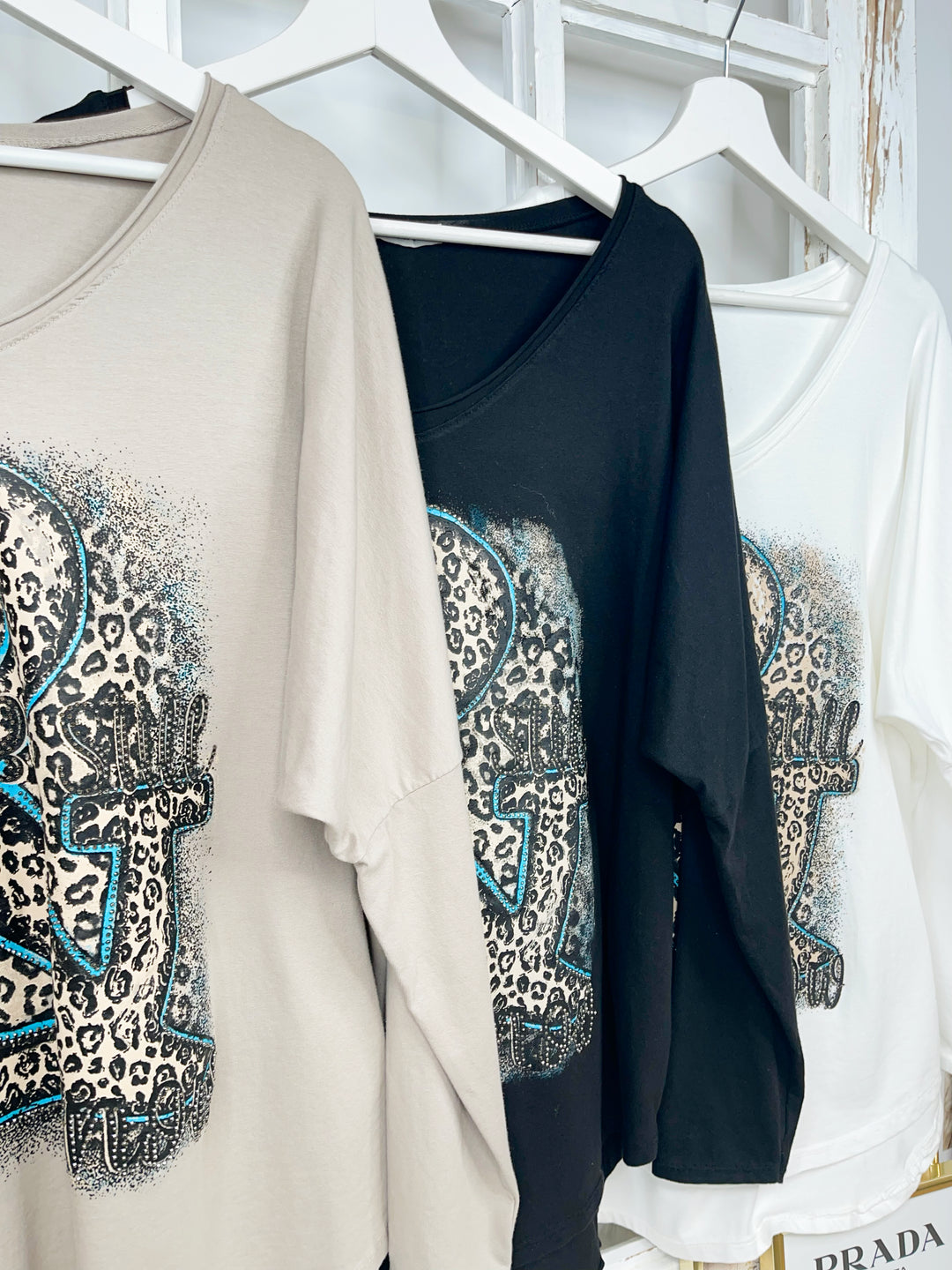 Langarmshirt Be Still (3 Farben)