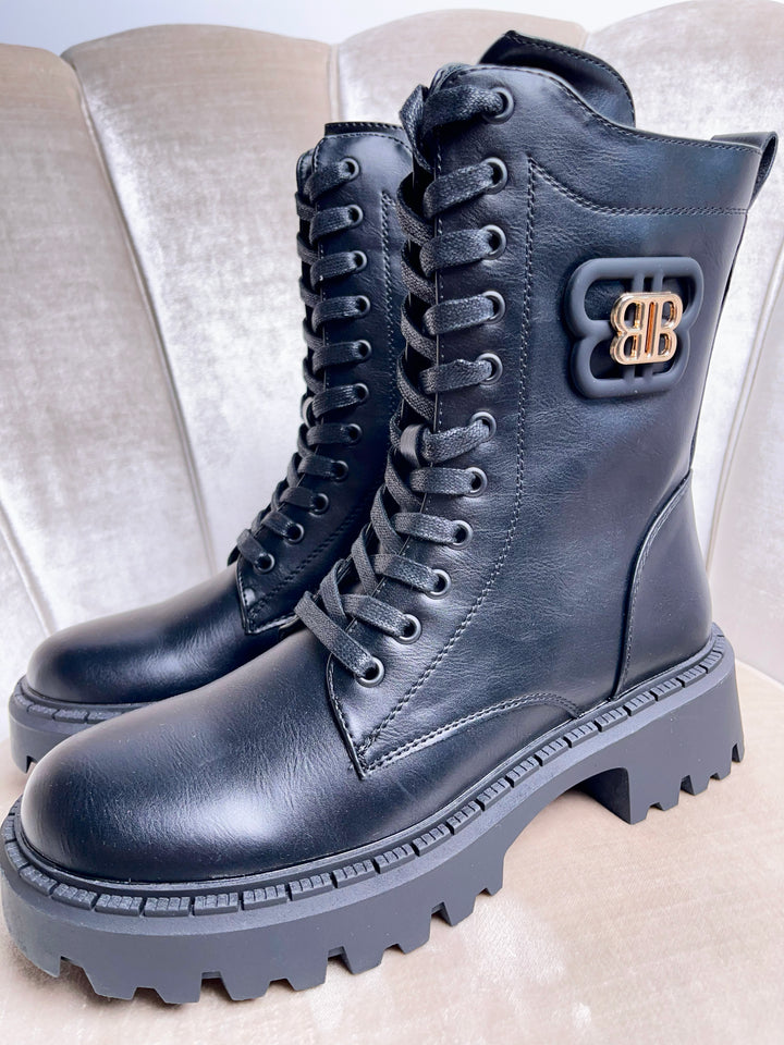 Boots Babe's (2 Farben)