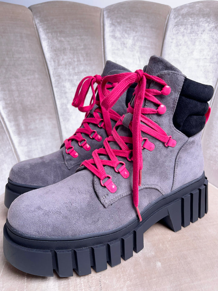 Boots Grey and Pinky