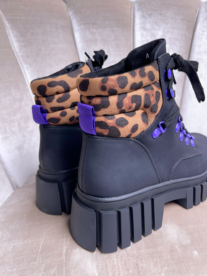 Boots Violet