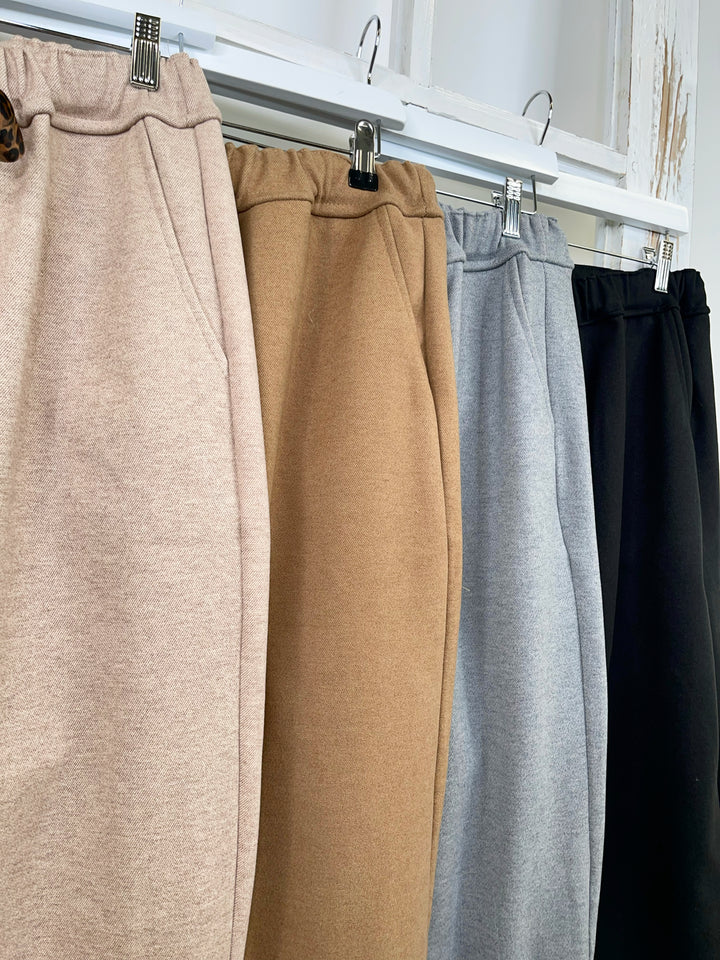 Hose Little Leo (5 Farben)